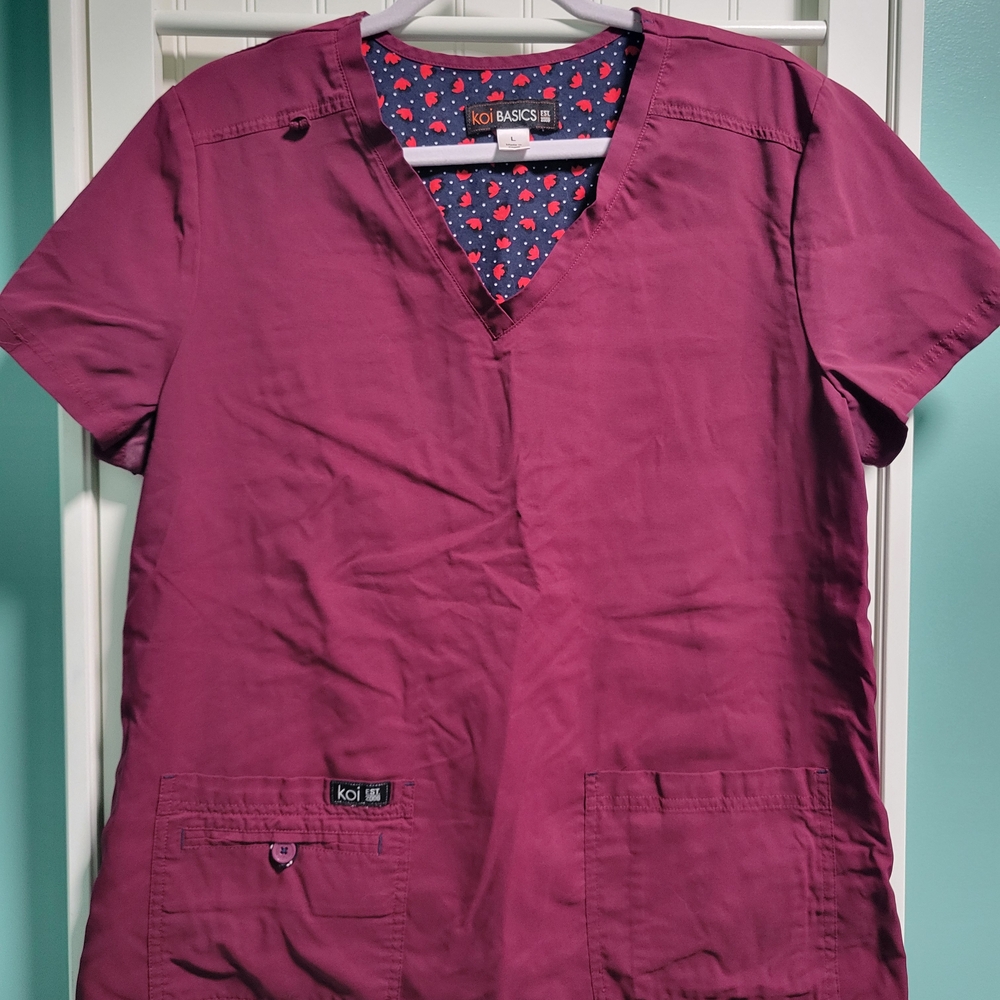 Women's Short Sleeve Top in Rich Purple
